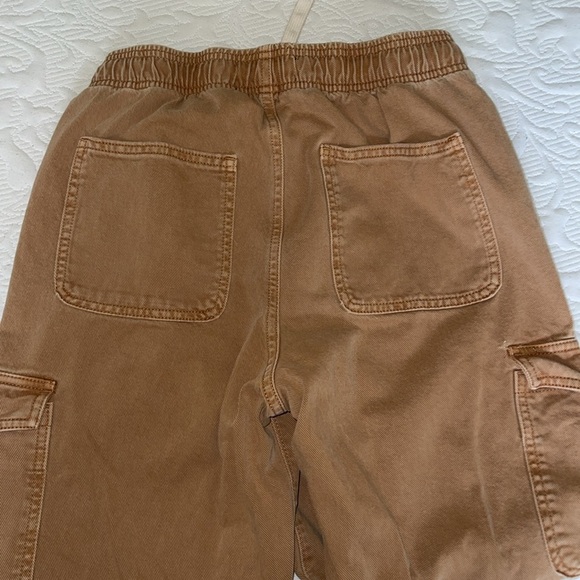 GAP Easy Jean Capri Pants - Picture 2 of 4